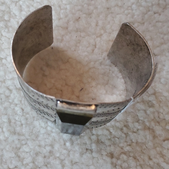 Cookie Lee Cuff Bracelet - Picture 2 of 2